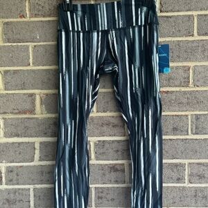 Brooks Ghost Black Lightray Tights  NWT size XS